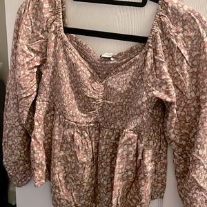Floral sleeved blouse